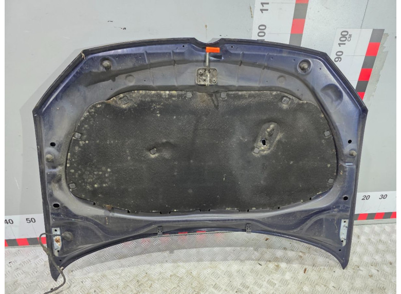 Капот к Volkswagen Polo, 2010г.