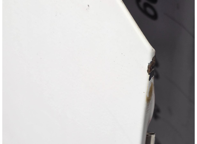 Капот к Volkswagen Golf, 2006г.