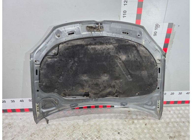 Капот к Volkswagen Golf, 2006г.