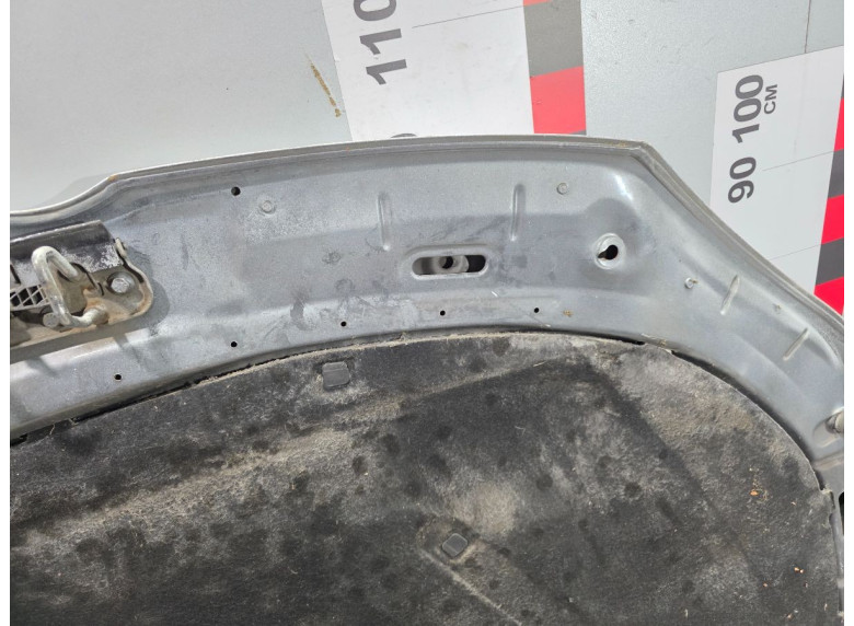 Капот к Volkswagen Golf, 2006г.