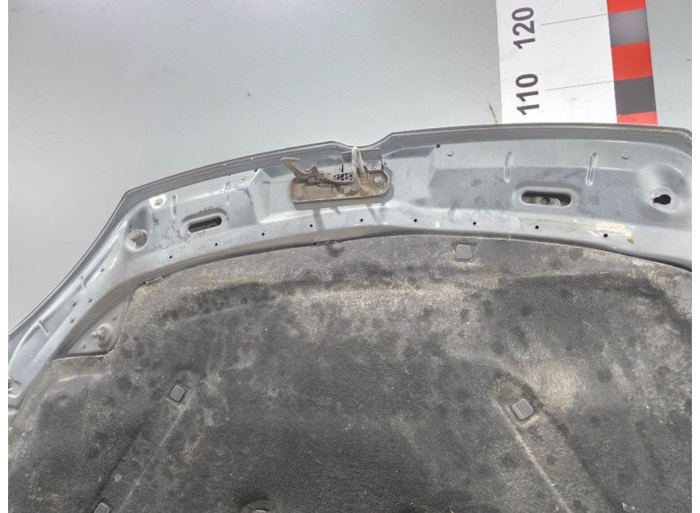 Капот к Volkswagen Golf, 2006г.