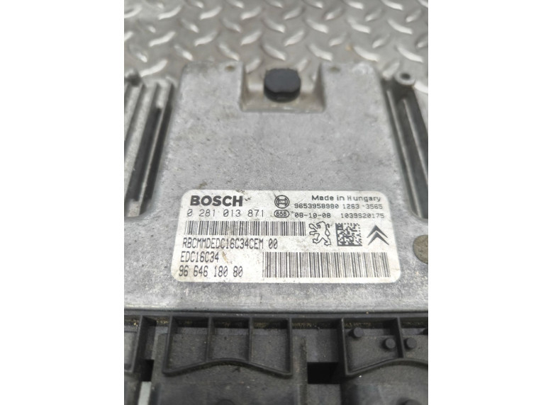 Блок управления двигателем к Peugeot 308, 2008г.