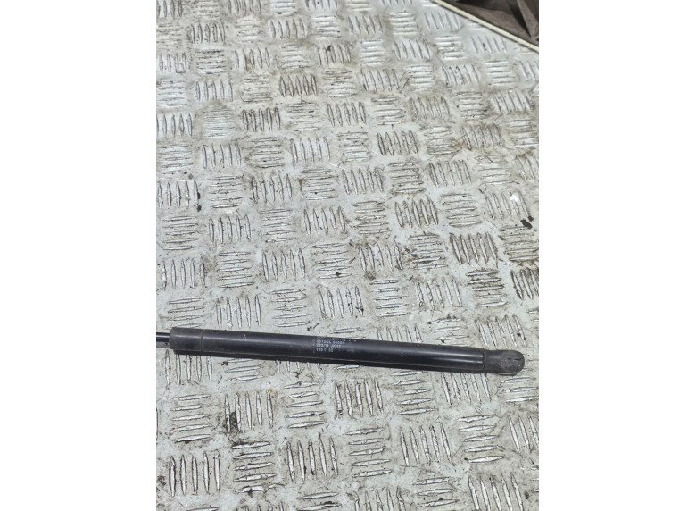 Амортизатор капота к DAF XF, 2010г.