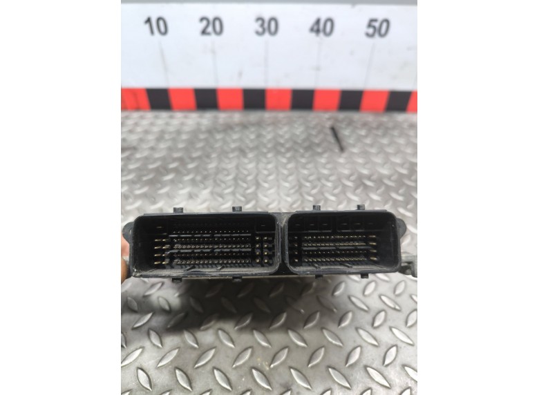 Блок управления двигателем к Блок управления двигателем к Peugeot 308 undefined г. 308