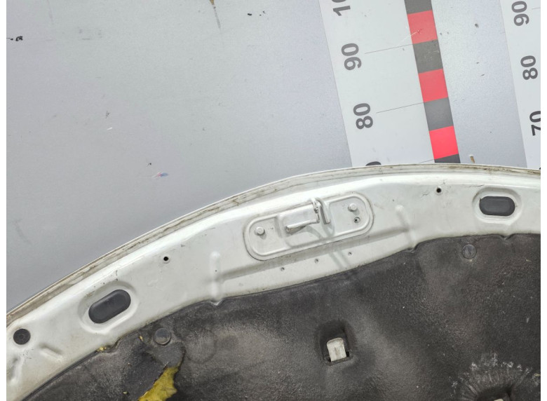 Капот к Renault Clio, 2006г.