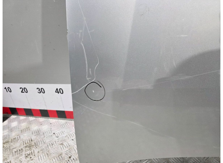 Капот к Volkswagen Golf, 2006г.