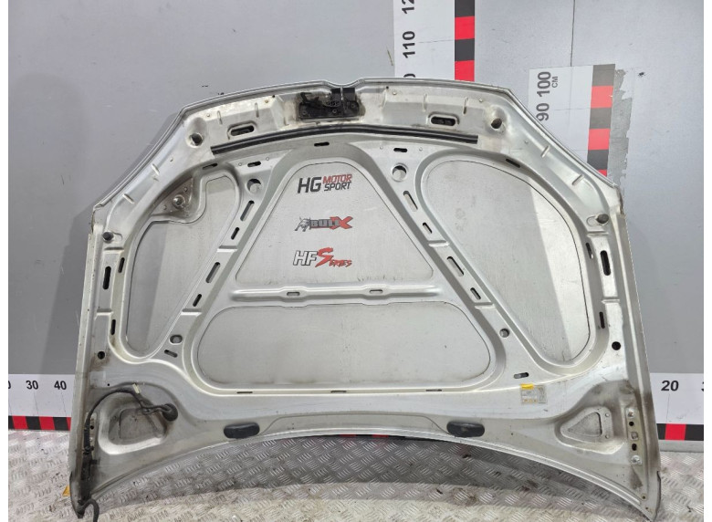 Капот к Volkswagen Golf, 2006г.