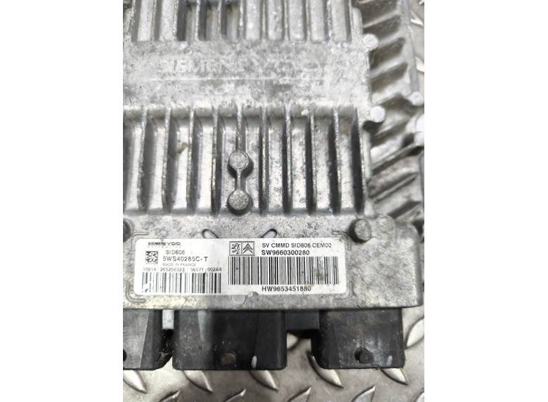 Блок управления двигателем к Citroen C3, 2005г.