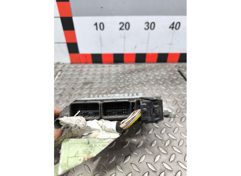 Блок управления двигателем к Блок управления двигателем к Peugeot 407 undefined г. 407