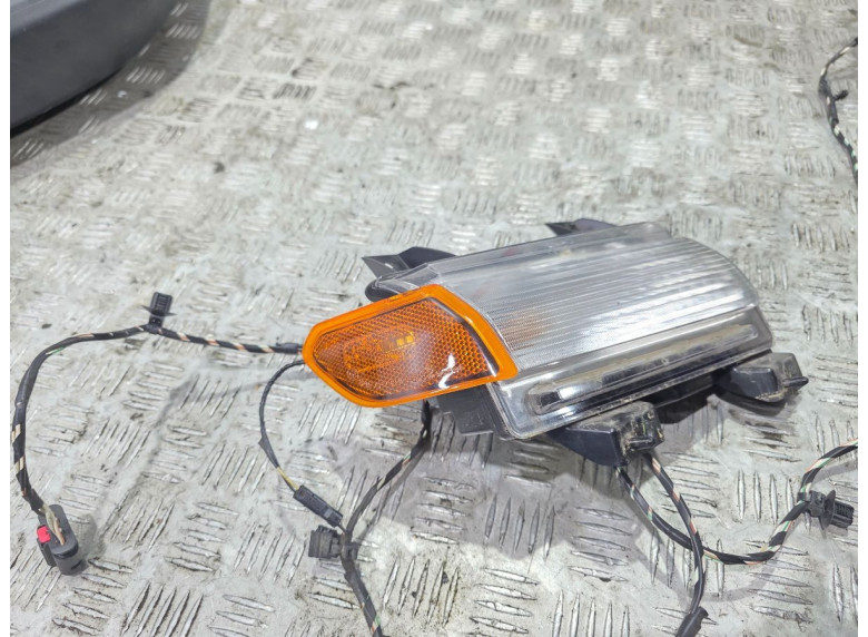 Поворотник правый к Jeep Wrangler, 2021г.