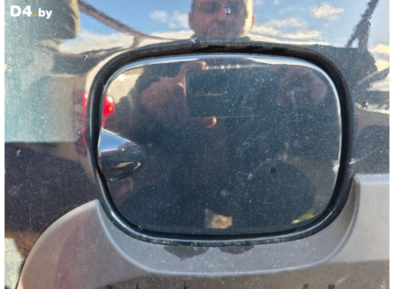 Лючок топливного бака к Lada NivaTravel undefined г.