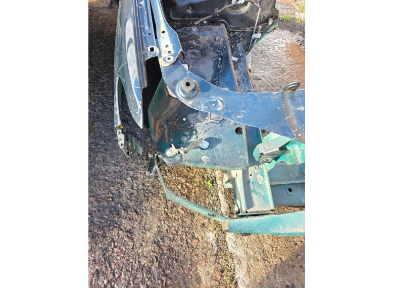 Четверть передняя правая к Lada Niva Travel, 2023г.