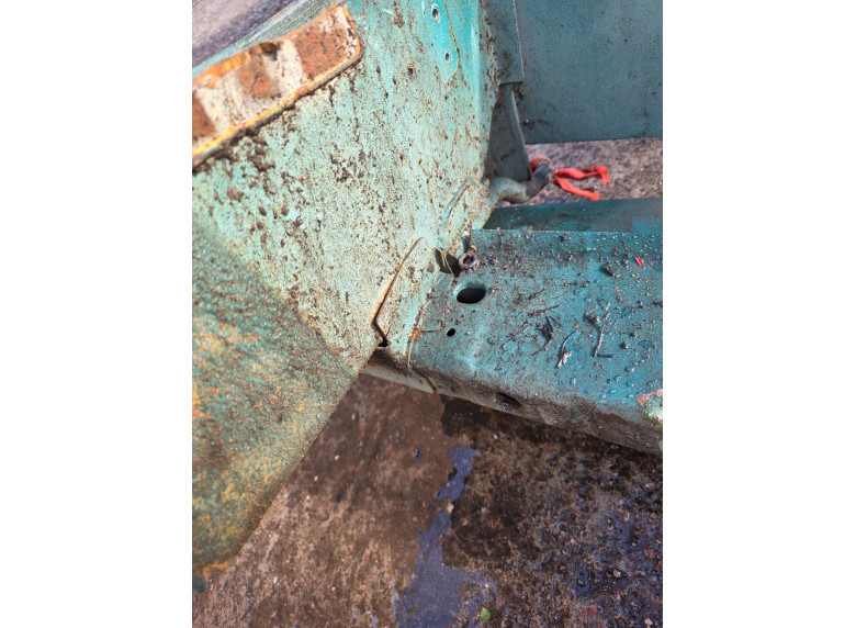 Балка под радиатор к Lada Niva Travel, 2023г.