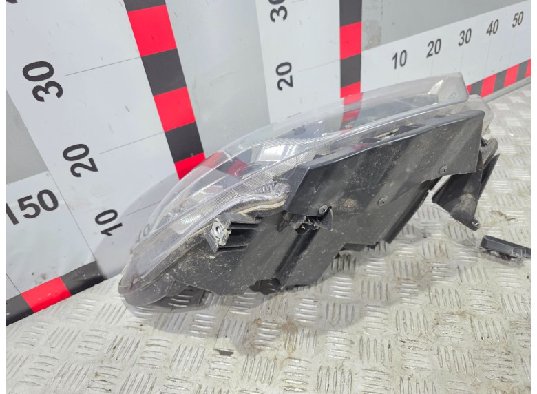 Фара правая к Lada Niva Travel, 2023г.