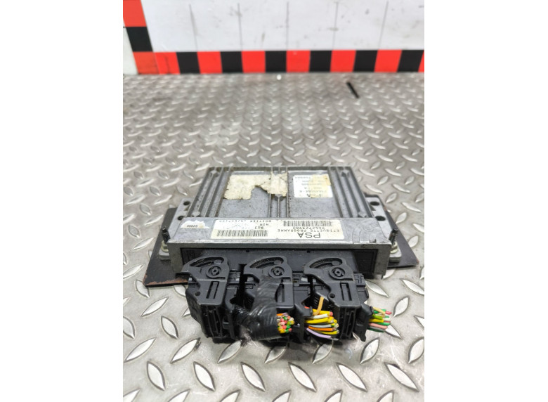 Блок управления двигателем к Citroen Xsara Picasso, 2002г.