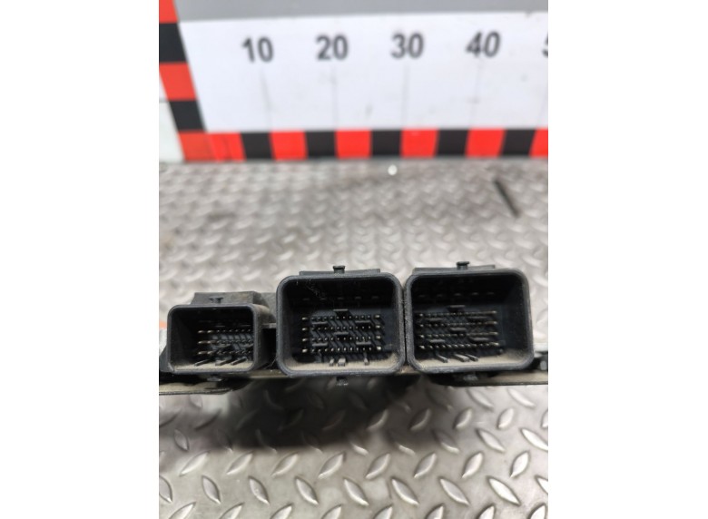 Блок управления двигателем к Блок управления двигателем к Peugeot 308 undefined г. 308