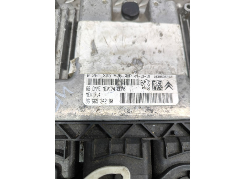 Блок управления двигателем к Peugeot 308, 2009г.