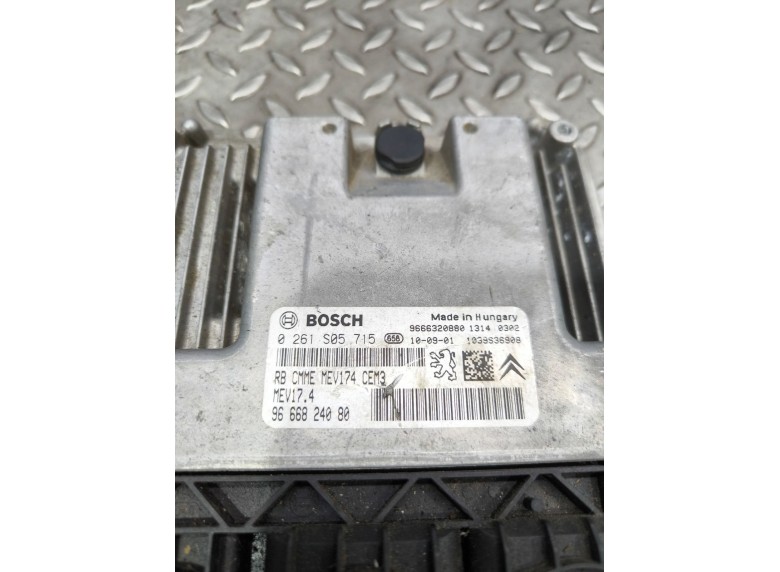 Блок управления двигателем к Блок управления двигателем к Peugeot 5008 undefined г. 5008