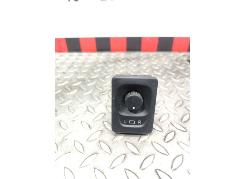 Джойстик регулировки зеркал к Lada Niva Travel, 2023г.