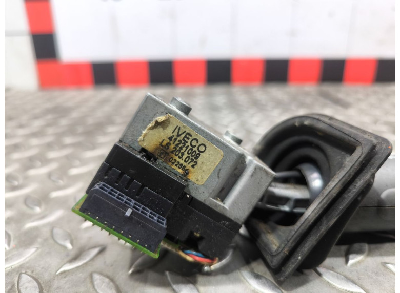 Переключатель круиз-контроля к Iveco Stralis, 2006г.