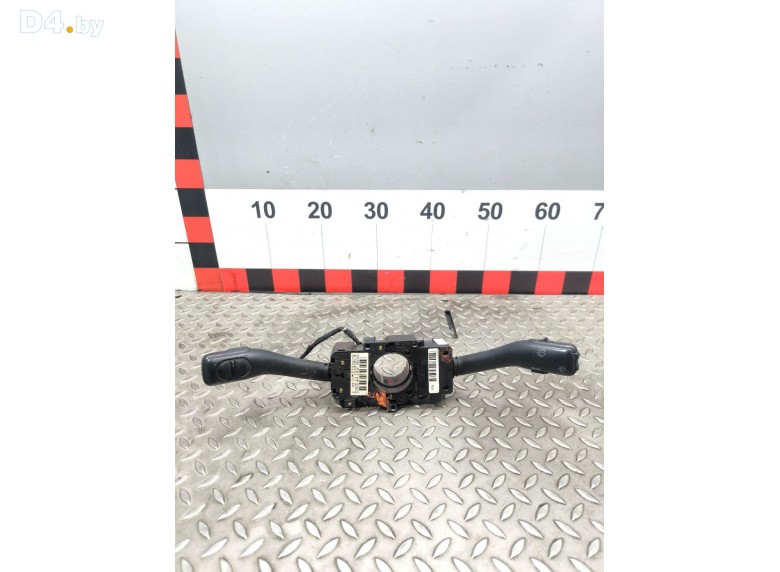 Переключатель подрулевой (стрекоза) к Volkswagen Passat undefined г.