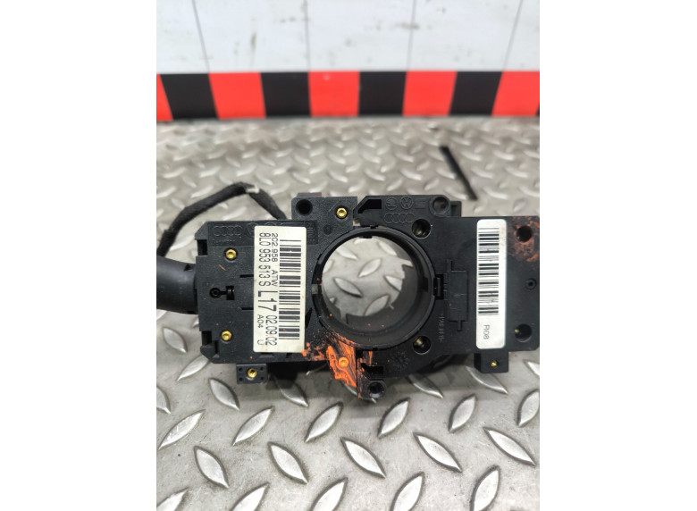 Переключатель подрулевой (стрекоза) к Volkswagen Passat, 2001г.