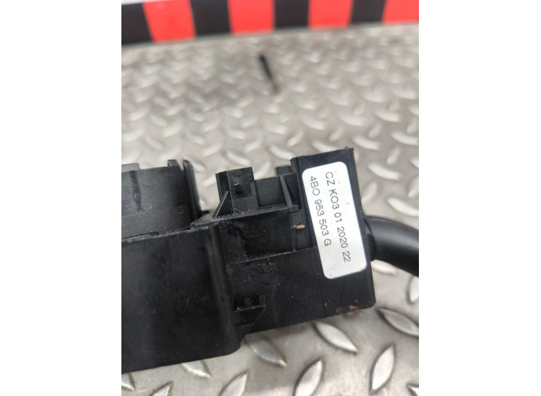 Переключатель подрулевой (стрекоза) к Volkswagen Passat, 2001г.