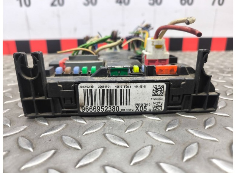 Блок комфорта к Блок комфорта к Citroen C3Picasso undefined г. C3 Picasso