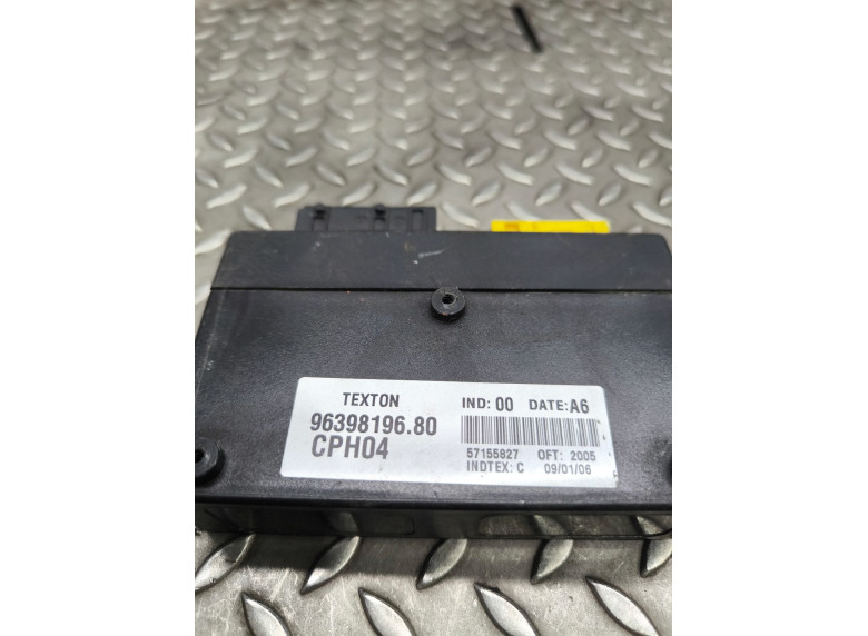 Блок комфорта к Citroen Jumpy, 2006г.