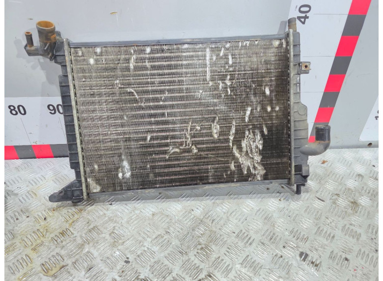 Радиатор (основной) к Opel Vectra, 1998г.