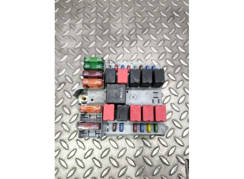 Блок предохранителей к Блок предохранителей к Peugeot Boxer undefined г. Boxer