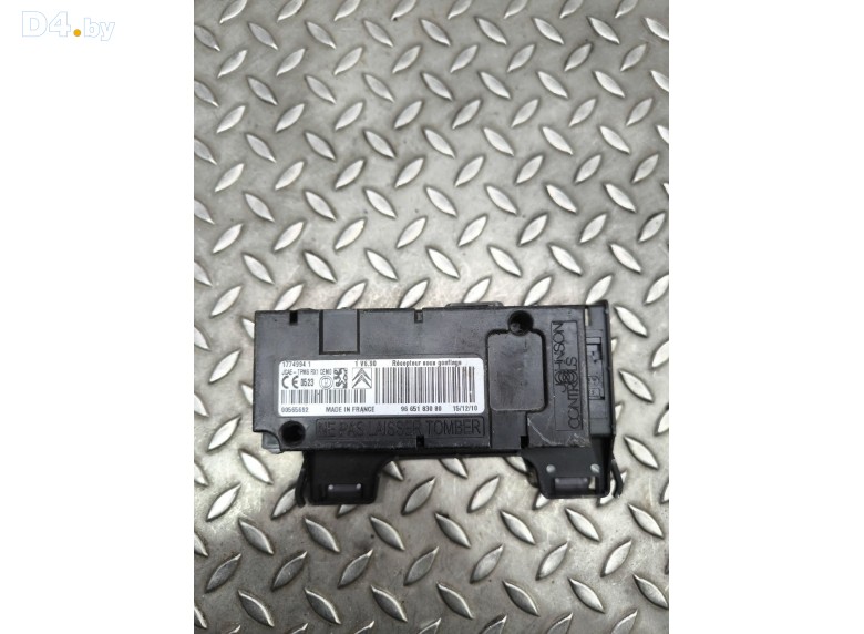 Блок контроля давления в шинах к Peugeot 5008 undefined г.