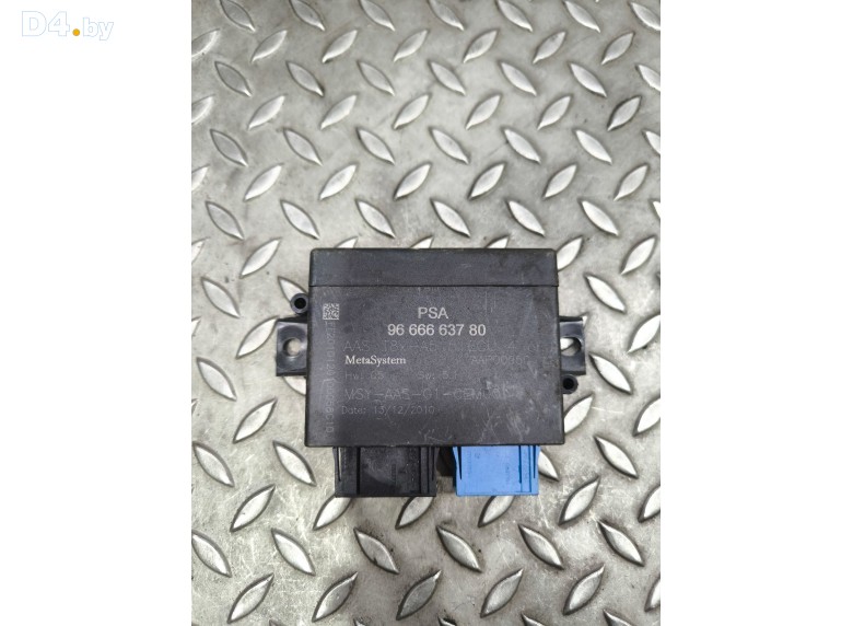 Блок управления парктрониками к Peugeot 5008 undefined г.