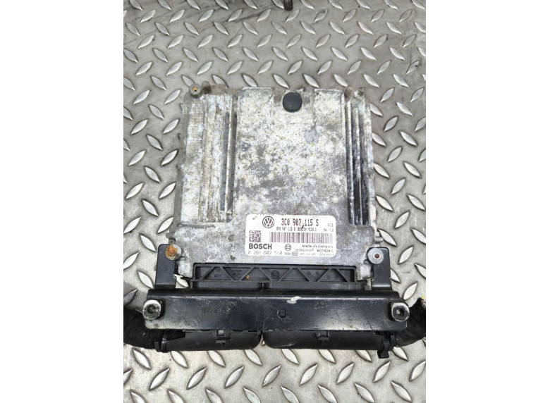 Блок управления двигателем к Volkswagen Passat, 2007г.