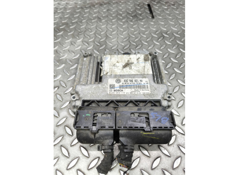 Блок управления двигателем к Volkswagen Passat, 2008г.