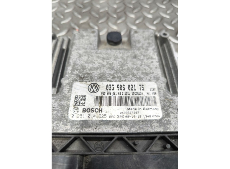 Блок управления двигателем к Volkswagen Jetta, 2008г.