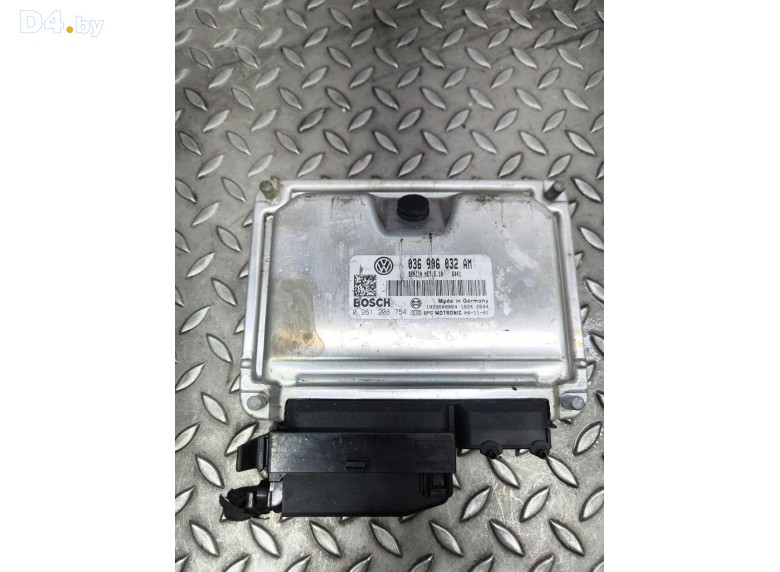 Блок управления двигателем к Volkswagen Golf undefined г.