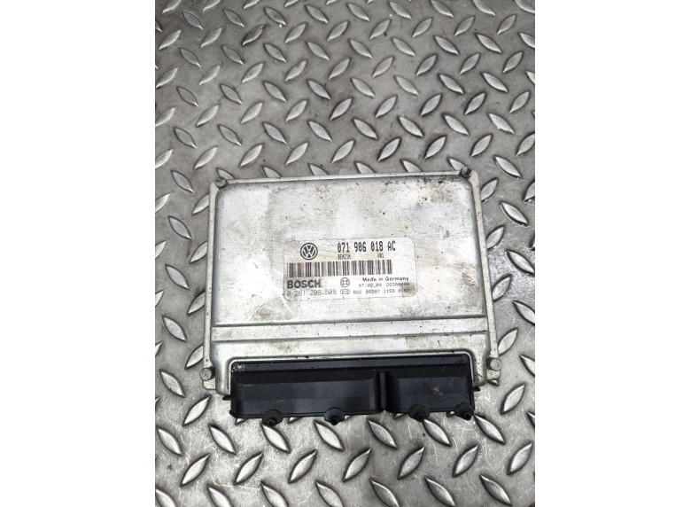 Блок управления двигателем к Volkswagen Passat, 2000г.