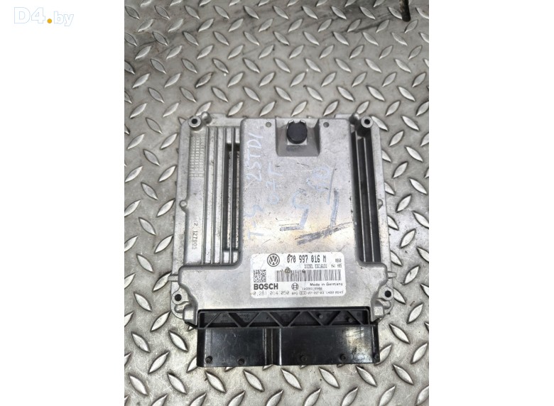 Блок управления двигателем к Volkswagen Transporter undefined г.