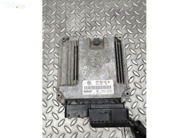 Блок управления двигателем к Volkswagen Touareg undefined г.