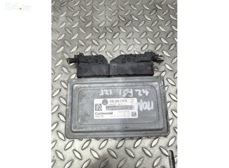 Блок управления двигателем к Volkswagen Polo undefined г.