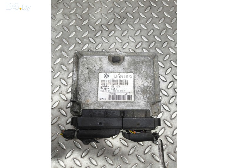 Блок управления двигателем к Volkswagen Golf undefined г.