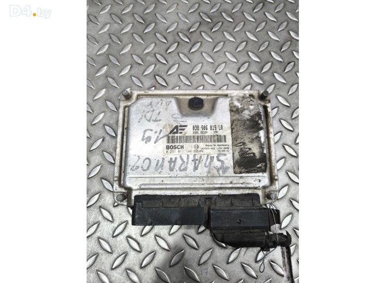 Блок управления двигателем к Volkswagen Sharan undefined г.