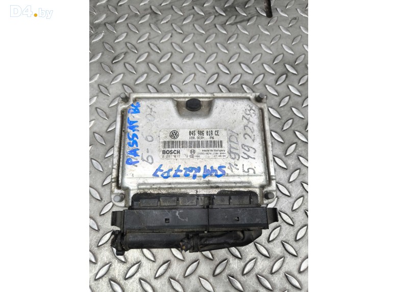 Блок управления двигателем к Volkswagen Polo undefined г.