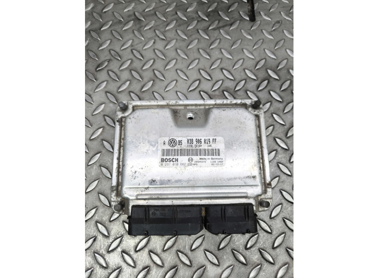 Блок управления двигателем к Volkswagen Golf, 2001г.