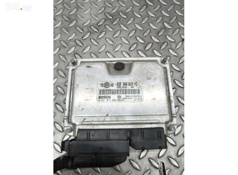 Блок управления двигателем к Volkswagen Passat undefined г.