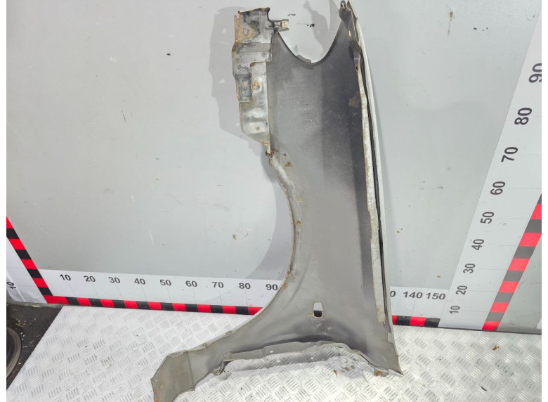 Крыло переднее правое к Nissan Almera, 2001г.