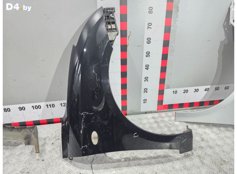 Крыло переднее правое к Suzuki Swift undefined г.