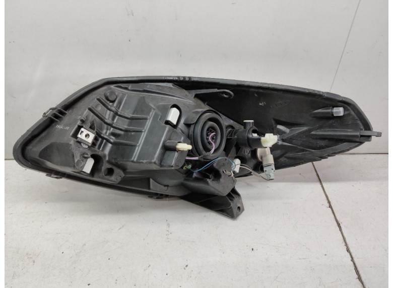 Фара правая к Фара правая к Dacia SanderoStepway undefined г. Sandero Stepway