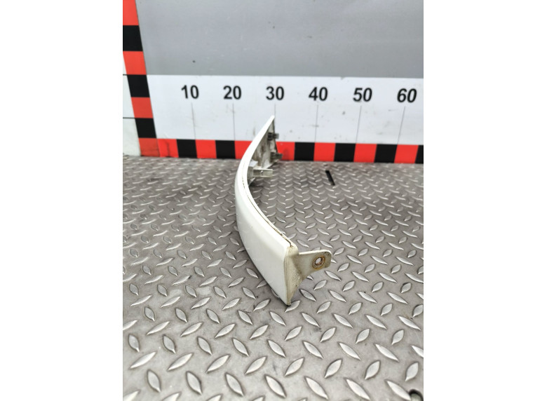 Ус под фару правый к Fiat Ducato, 2008г.